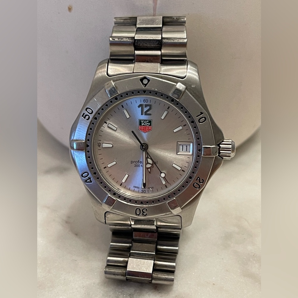 Tag Heuer Professional watch - Picture 2 of 9